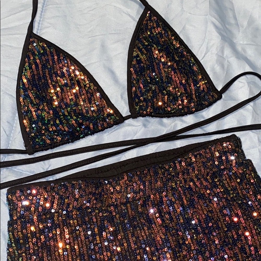 Two piece set